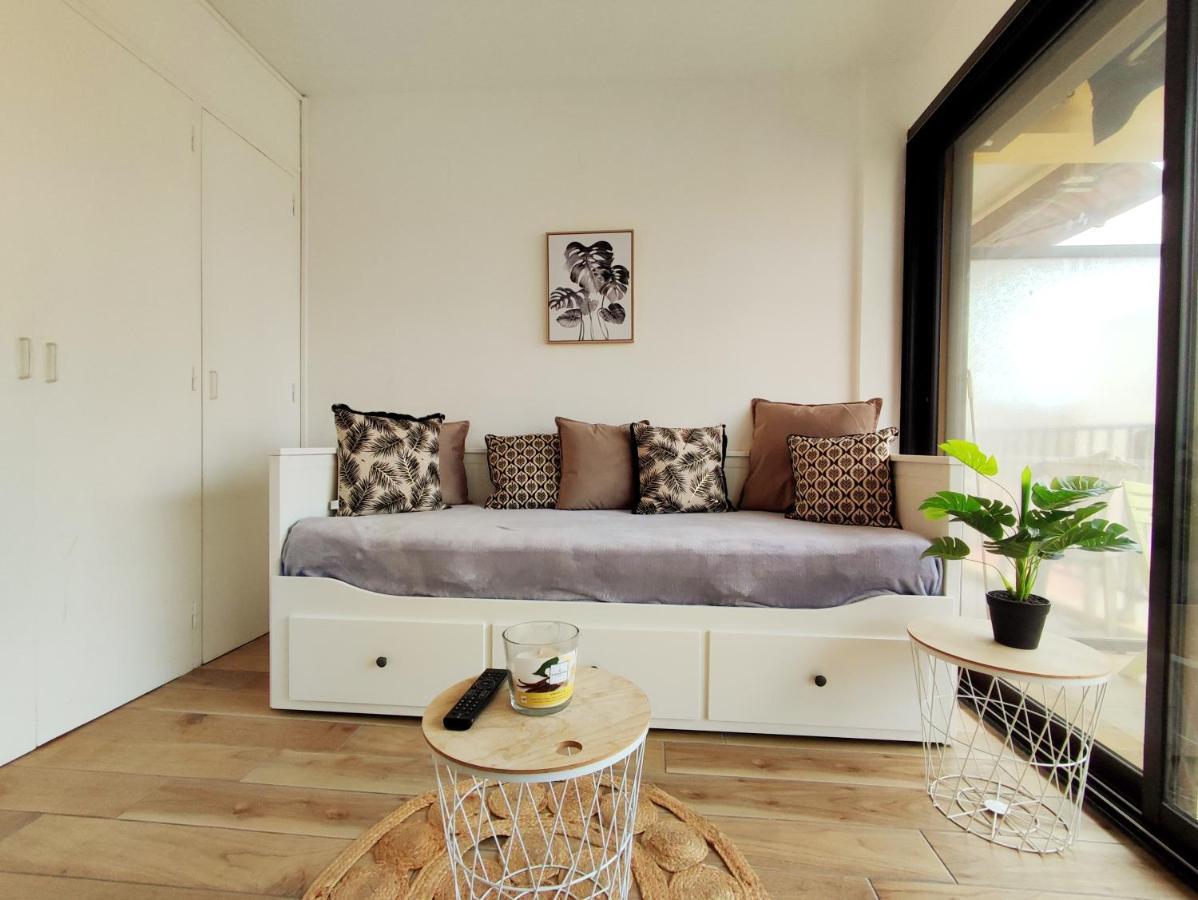Beau studio à 1 minute de la plage Canet-en-Roussillon Chambre photo